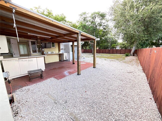 Building Photo - 385 NW 129th St