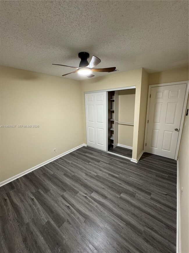 Building Photo - 129 San Remo Blvd