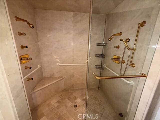 Building Photo - 28080 Laura Ct