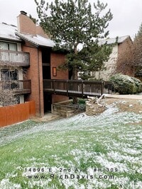 Building Photo - 2 bed, 2 bath with washer/dryer hookup.  Great location off Sable and 2nd Ave.