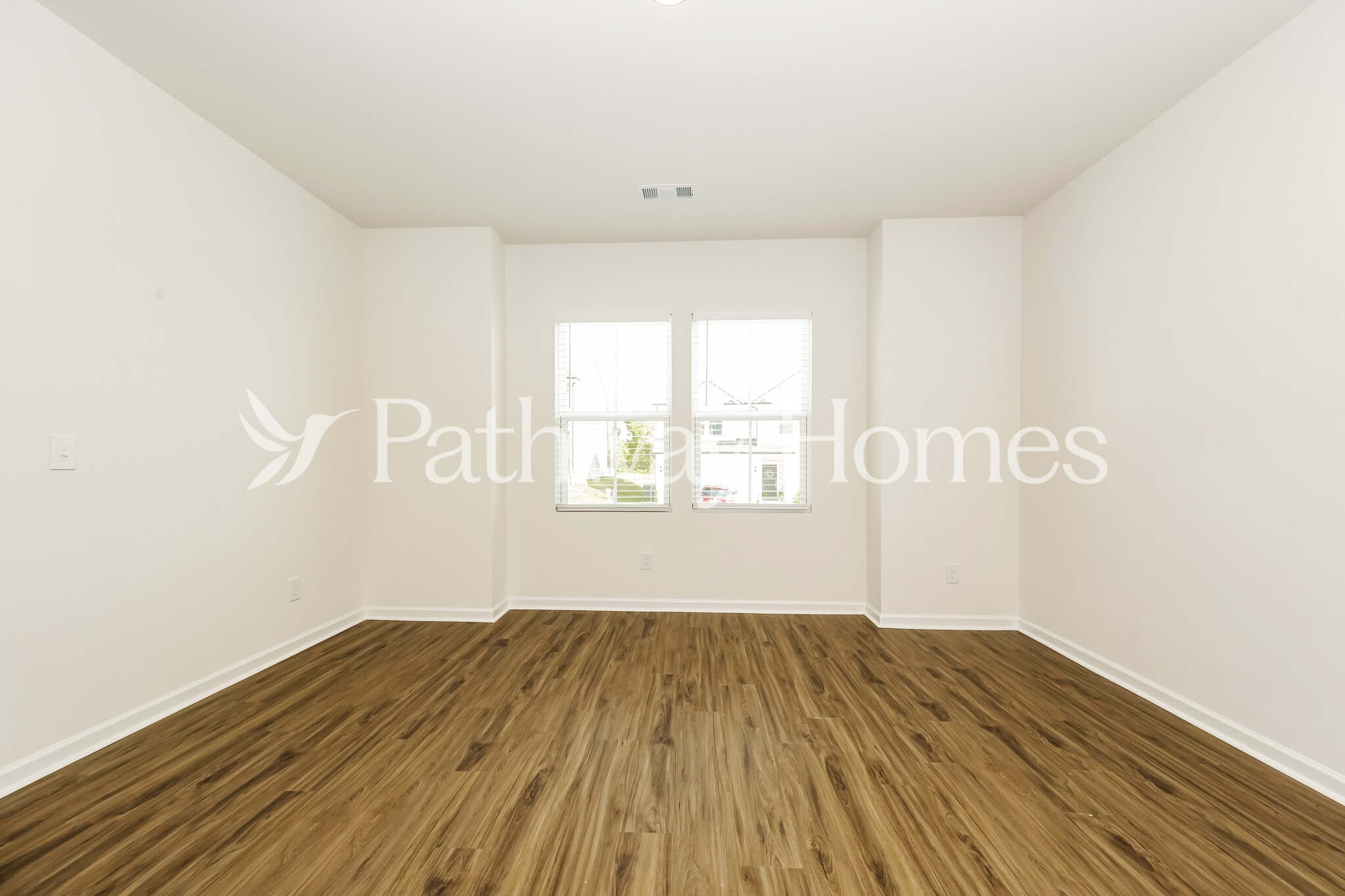 Building Photo - 105 Glacier Wy