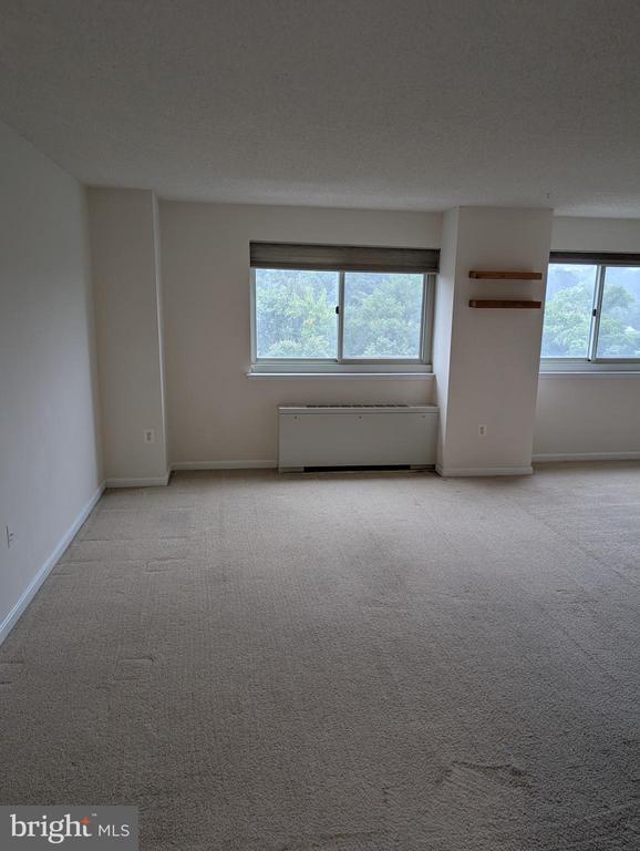 Building Photo - 1225 Martha Custis Dr