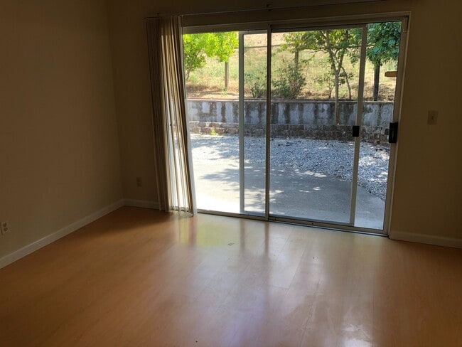 Building Photo - Gorgeous Home in Hercules!