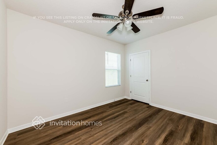 Building Photo - 8025 Majestic Palms Ct