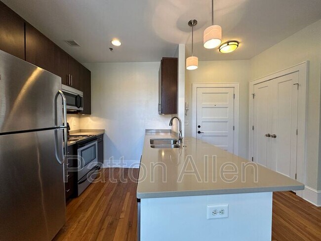 Building Photo - 444 Haywood Rd