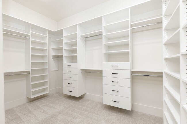 Building Photo - Gorgeous Custom Single Story with RV Garage