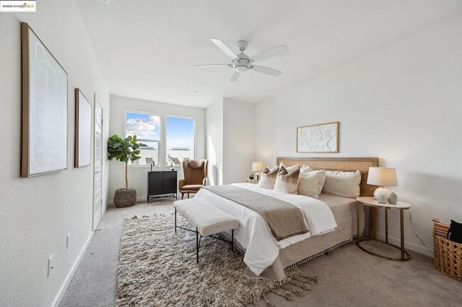 Building Photo - Modern 2+ Bedroom, 2++ Bathroom Living in ...