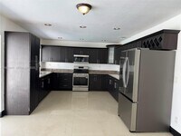 Building Photo - 17205 SW 109th Ct