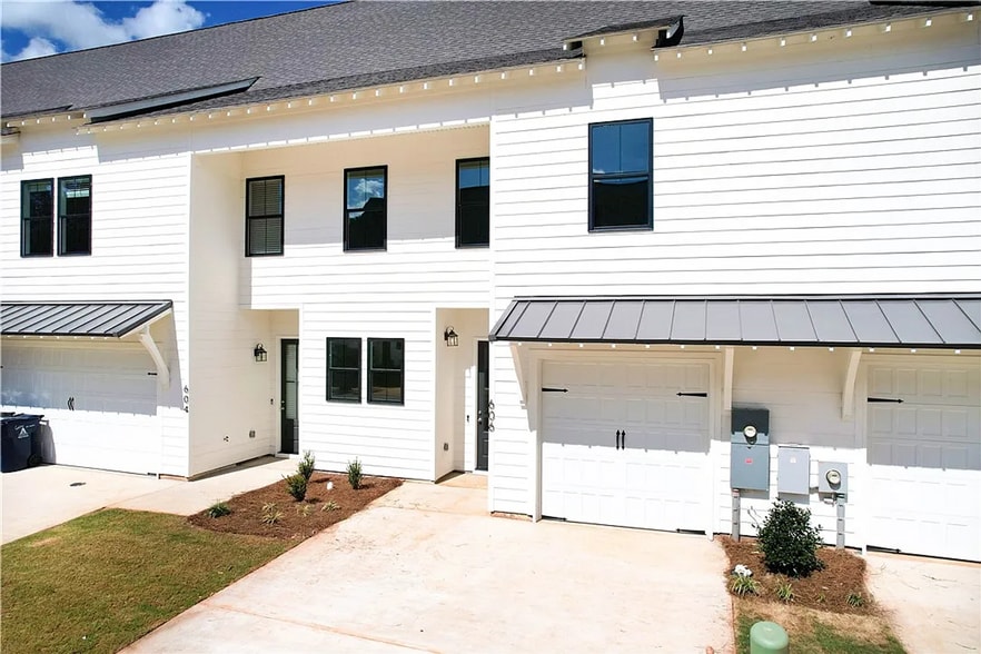 Building Photo - 606 Cameron Ct