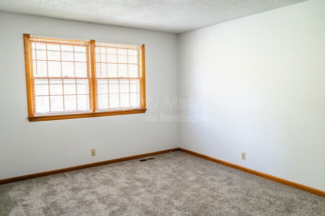 Building Photo - 4223 Buffat Mill Rd