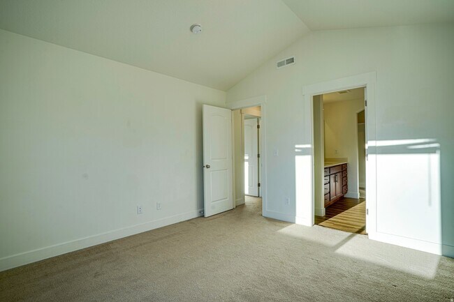 Building Photo - 1429 N 3600 W