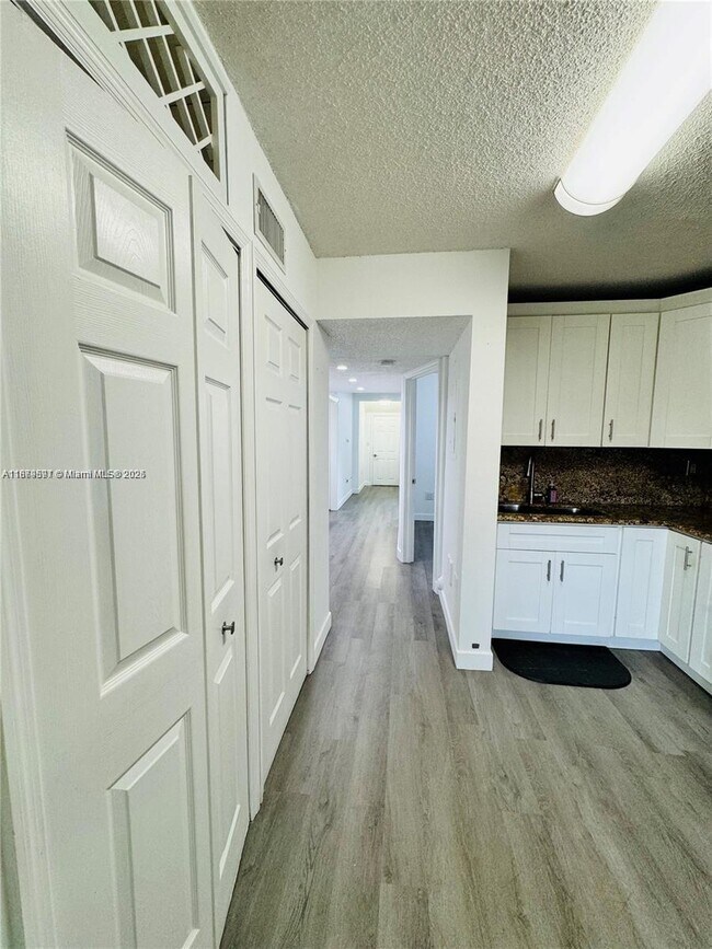 Building Photo - 13160 SW 64th Terrace