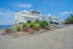 Building Photo - 35 Oceanside Dr