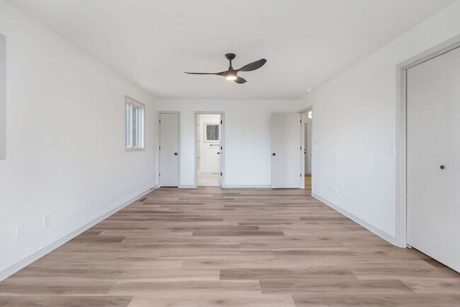 Building Photo - 39 Salen Ln