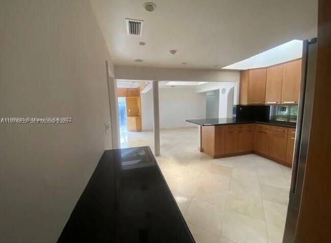 Building Photo - 2195 Secoffee St