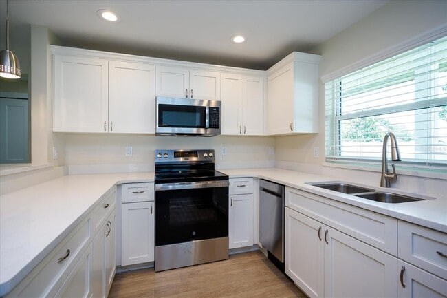 Building Photo - 1514 Nevada Ave