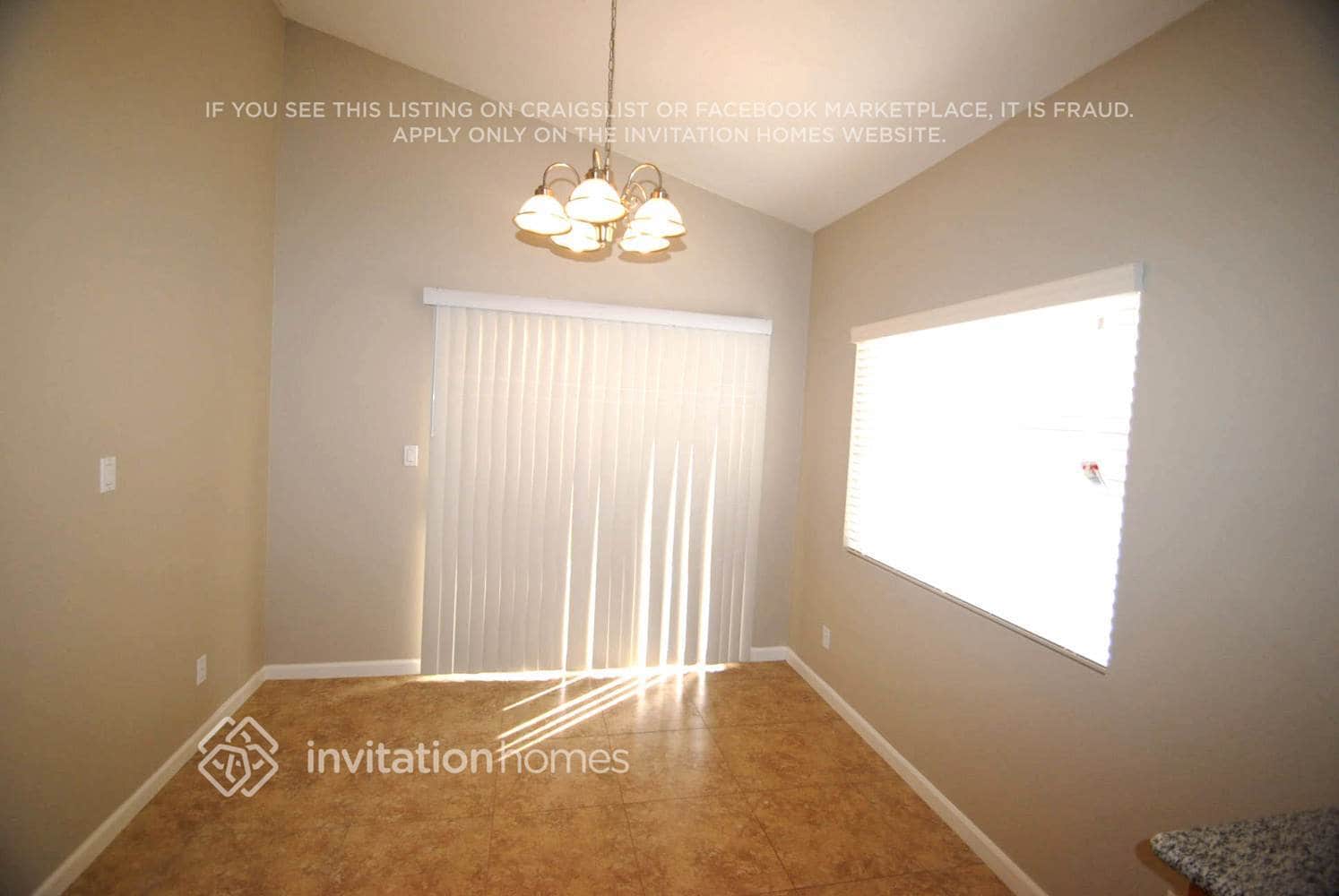Building Photo - 257 W Amoroso Dr
