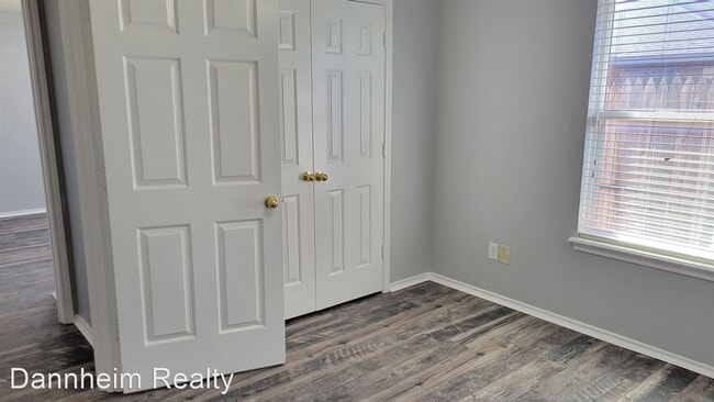 Building Photo - 3 br, 2 bath House - 10610 Boston Ave