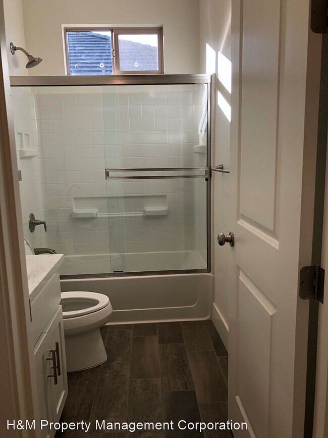 Building Photo - 3 br, 2 bath House - 1641 Castlerock Drive