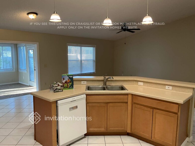 Building Photo - 963 Whisperpine Dr