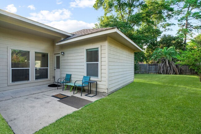 Building Photo - 22326 E Daniel Oak Cir