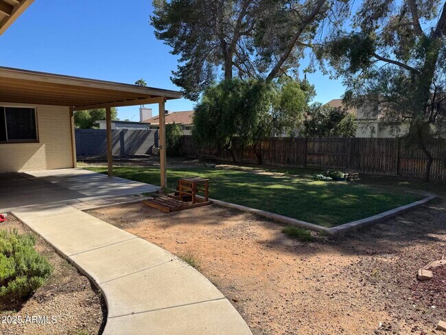 Building Photo - 3753 E Charter Oak Rd