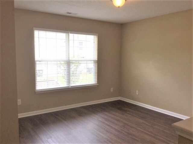 Building Photo - 5148 Mabe Dr