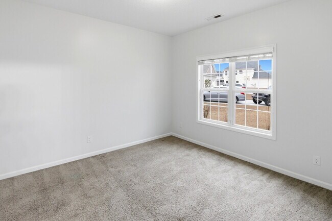 Building Photo - 124 Regatta Way