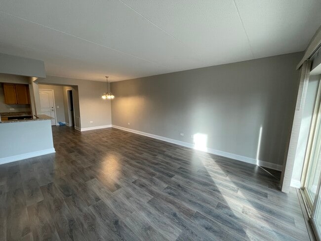 Building Photo - 655 Perrie Dr