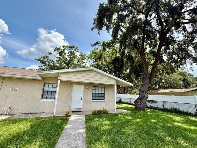 Primary Photo - 10812 Hannaway Dr