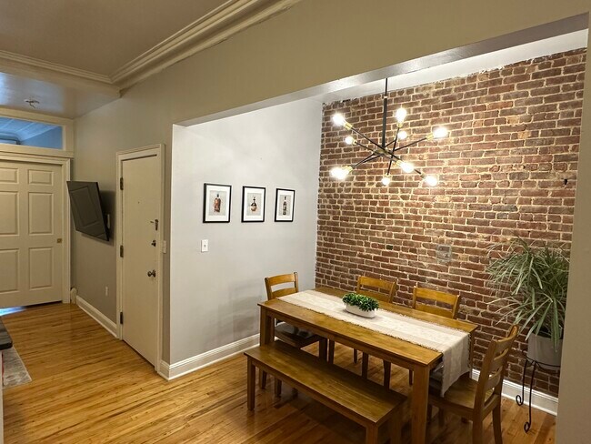 Building Photo - 135 Park Ave