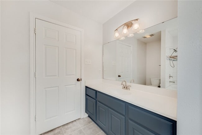 Building Photo - 1207 Portsmouth Ct