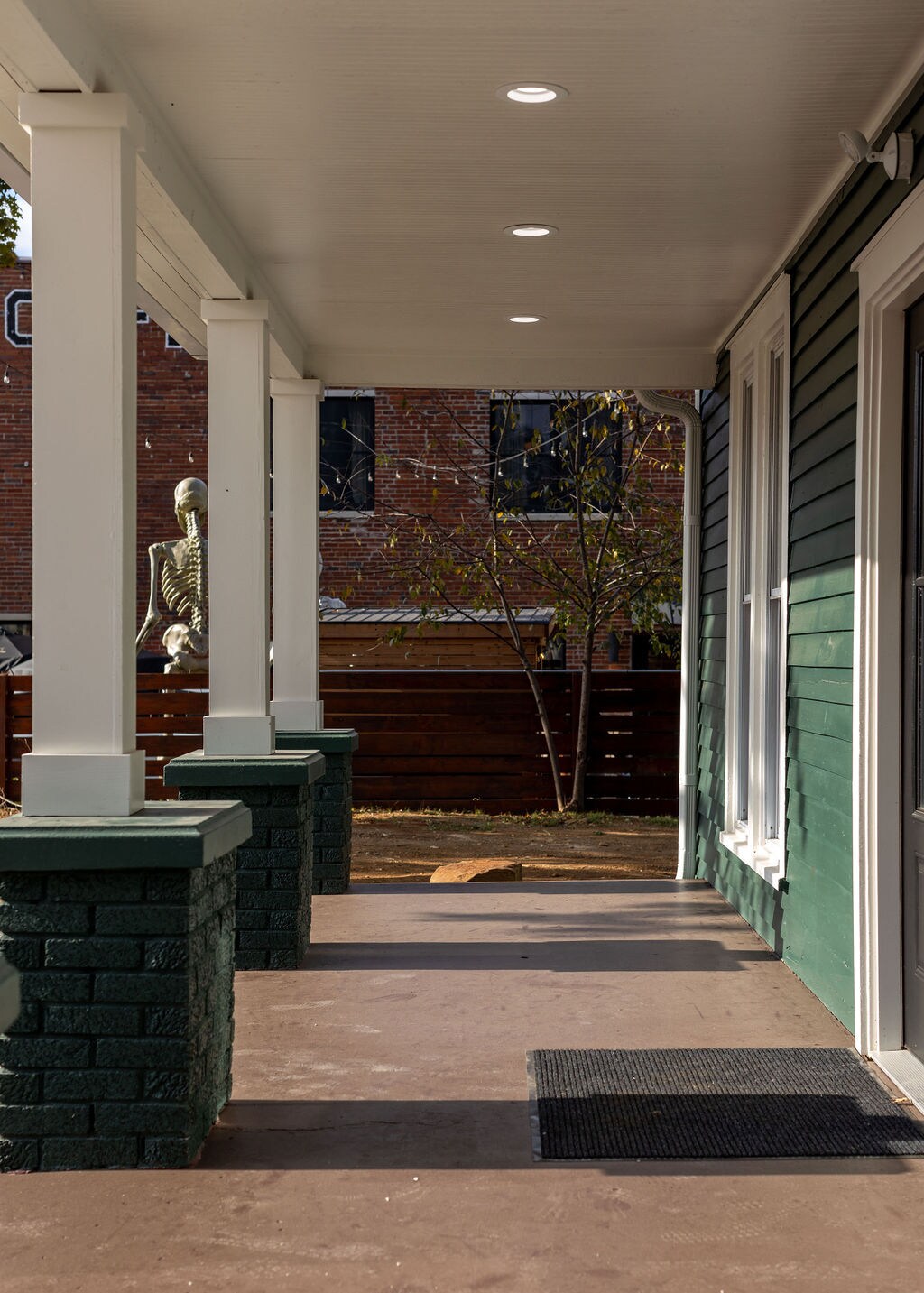 Building Photo - 205 Broadway St