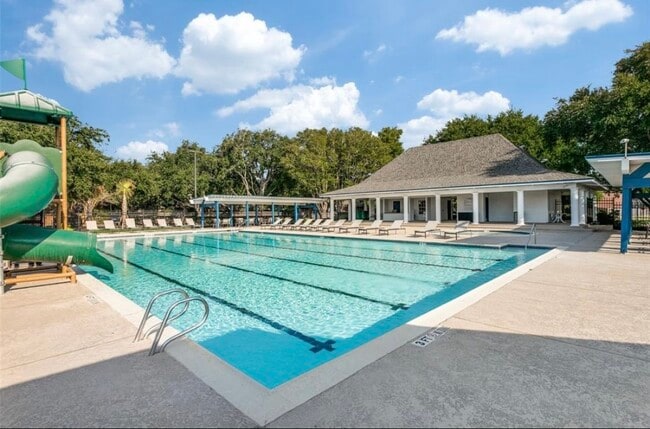 Building Photo - 2601 Broussard Ct