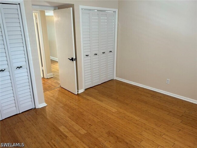 Building Photo - 104 Bobolink Way
