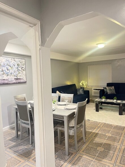 Building Photo - 24-02-2428 28th St