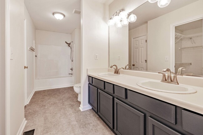 Building Photo - 7600 Lilly Pond Ln