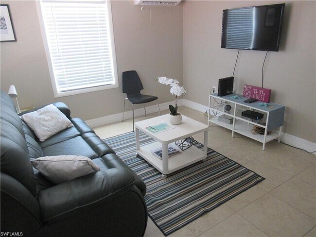 Building Photo - 778 107th Ave N