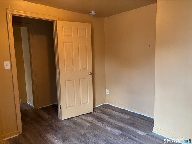 Building Photo - 42 Elliot St