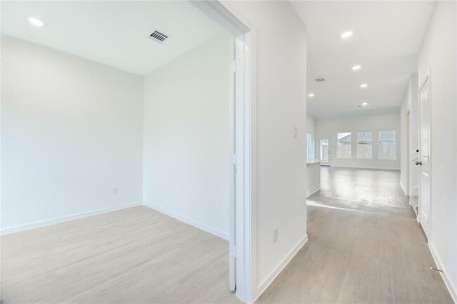 Building Photo - 2419 Indian Jade Ln