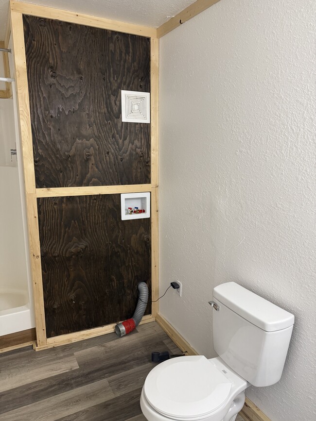 Building Photo - 2881 Elvira Ave