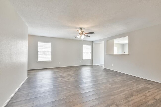Building Photo - 15515 Echo Stable Ln