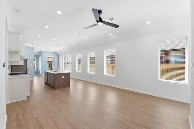 Building Photo - 4264 Waterlily Spg Wy