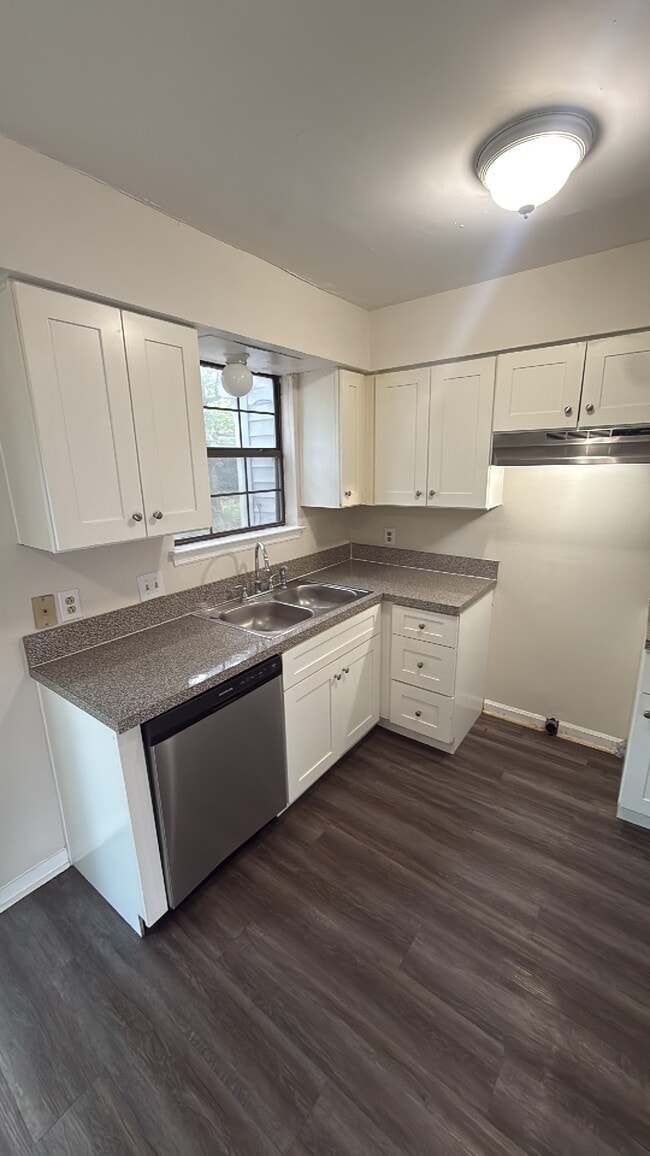 Building Photo - 3006 Woodymore Pl