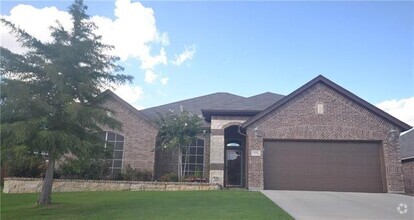 Building Photo - 1121 Little John Dr