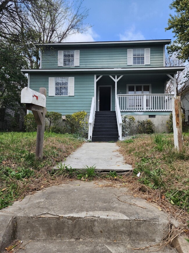 Primary Photo - 1347 Jackson St