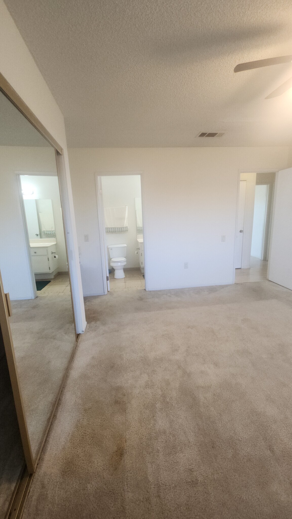 Master Bedroom - 27961 Winged Foot Dr