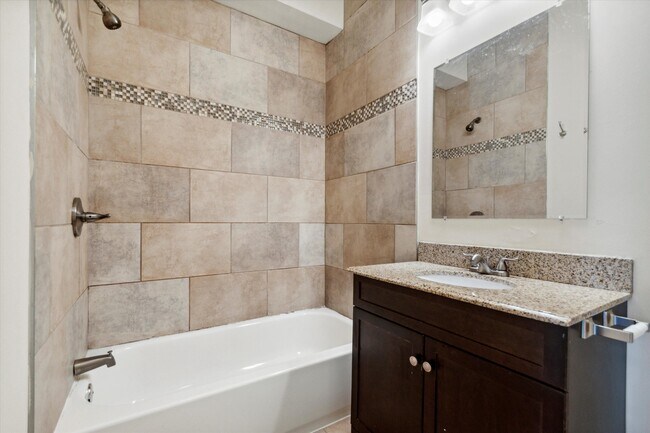 Building Photo - 1906 N 18th St