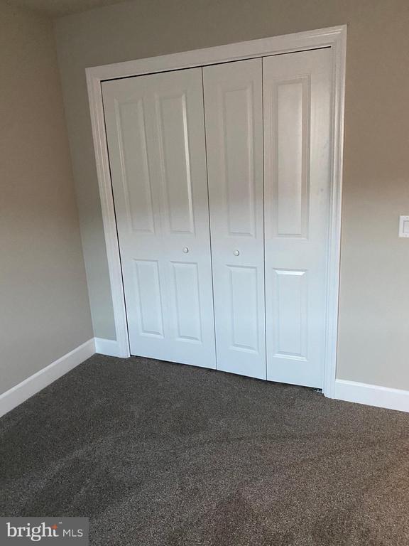 Building Photo - 6126 Sawgrass Ct