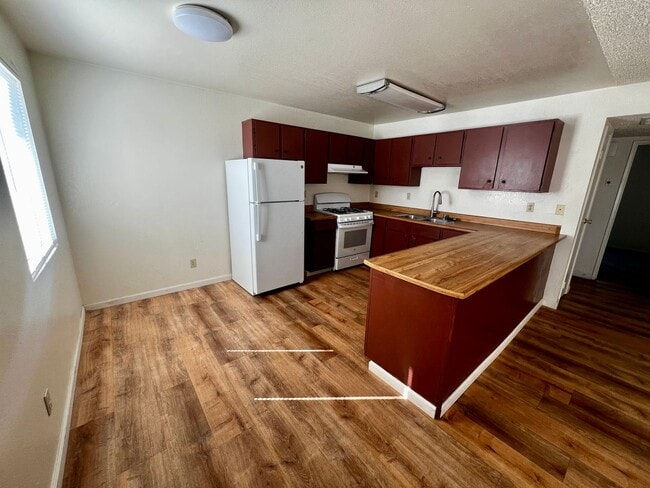 Building Photo - 73774 Cactus Dr